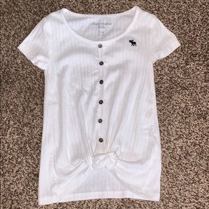 White Abercrombie buttoned down shirt w/ tie